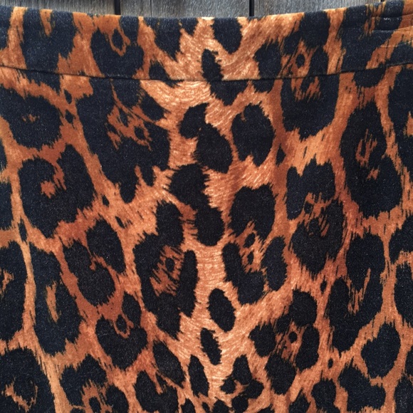 NWT Talbots Leopard Print Velvet Pencil Skirt 4P - Picture 8 of 13